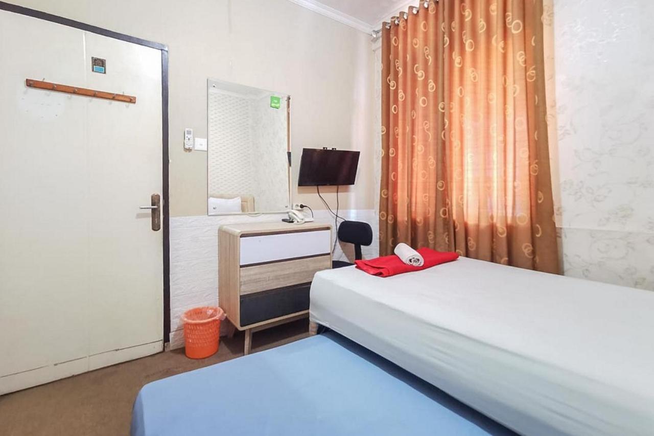 Good Sleep Balikpapan Mitra Reddoorz Hotel Kültér fotó